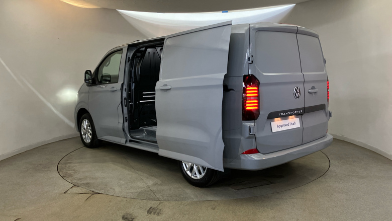 Volkswagen Transporter T28 Lwb Diesel 2.0 TDI 110 Commerce Plus Van